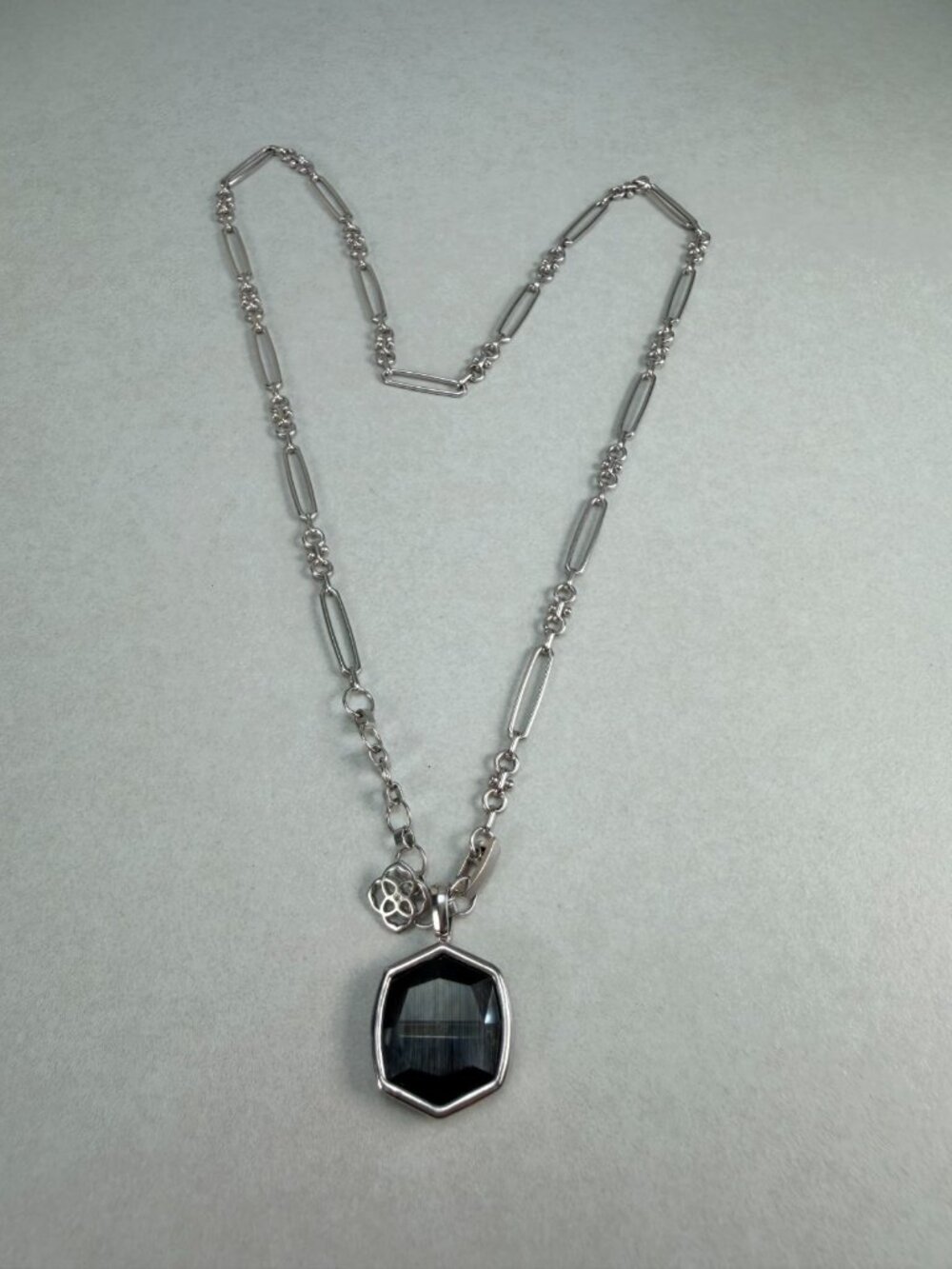 Kendra Scott Gold Tone Snake Chain Crystal Pendant Necklace 23"